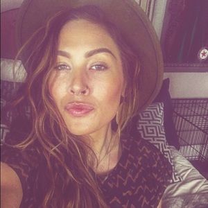 Meet your Posher, Aimee